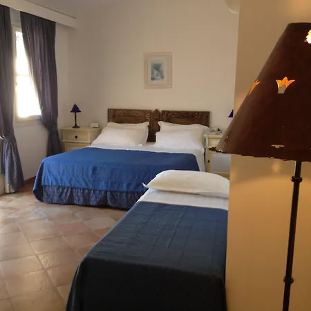 מלון Cala Caterina - Relaxing Escape 4*