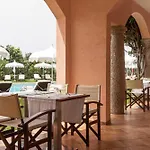 מלון Cala Caterina - Relaxing Escape 4*
