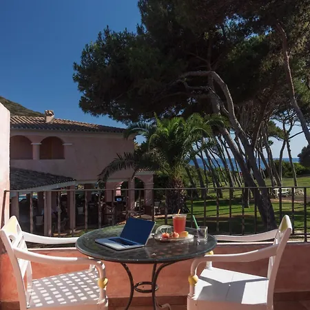 Отель Cala Caterina 4*