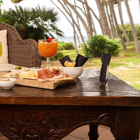 Cala Caterina Hotell 4*