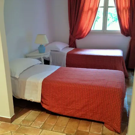 Cala Caterina Hotell 4*