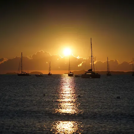 Cala Caterina Hotell