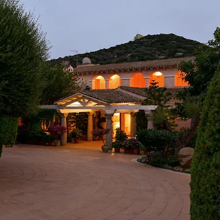 Cala Caterina فندق فيلاّسيمِيوس