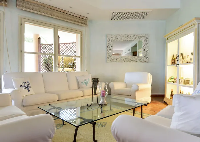 فندق Cala Caterina 4*